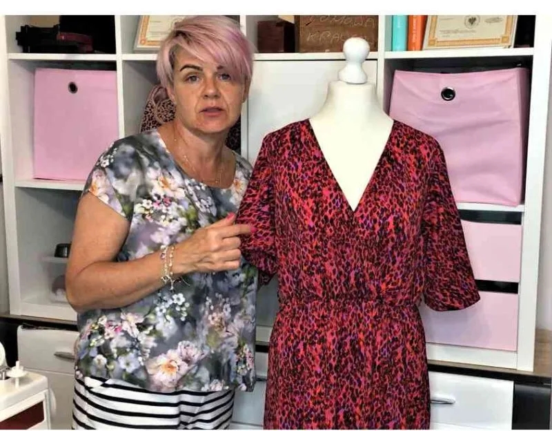 Jak bez krawca zwęzić sukienkę w biuście? Proste triki ratunkowe