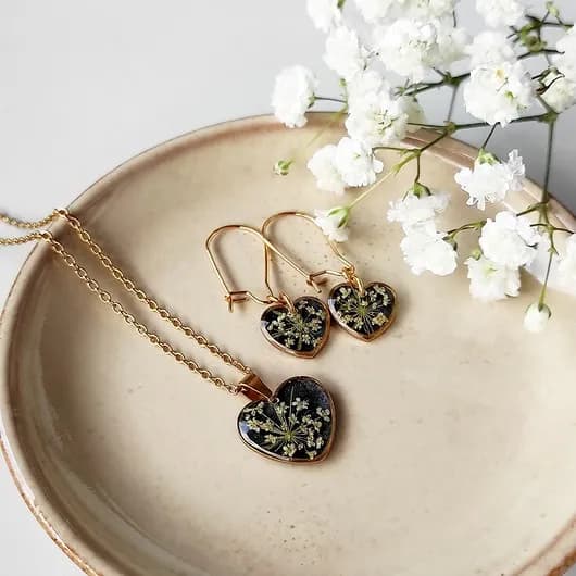 Bezpieczna biżuteria ze stali chirurgicznej: Gdzie kupić najlepsze dodatki bez zawodu Bezpieczna biżuteria ze stali chirurgicznej: Gdzie kupić najlepsze dodatki bez zawodu